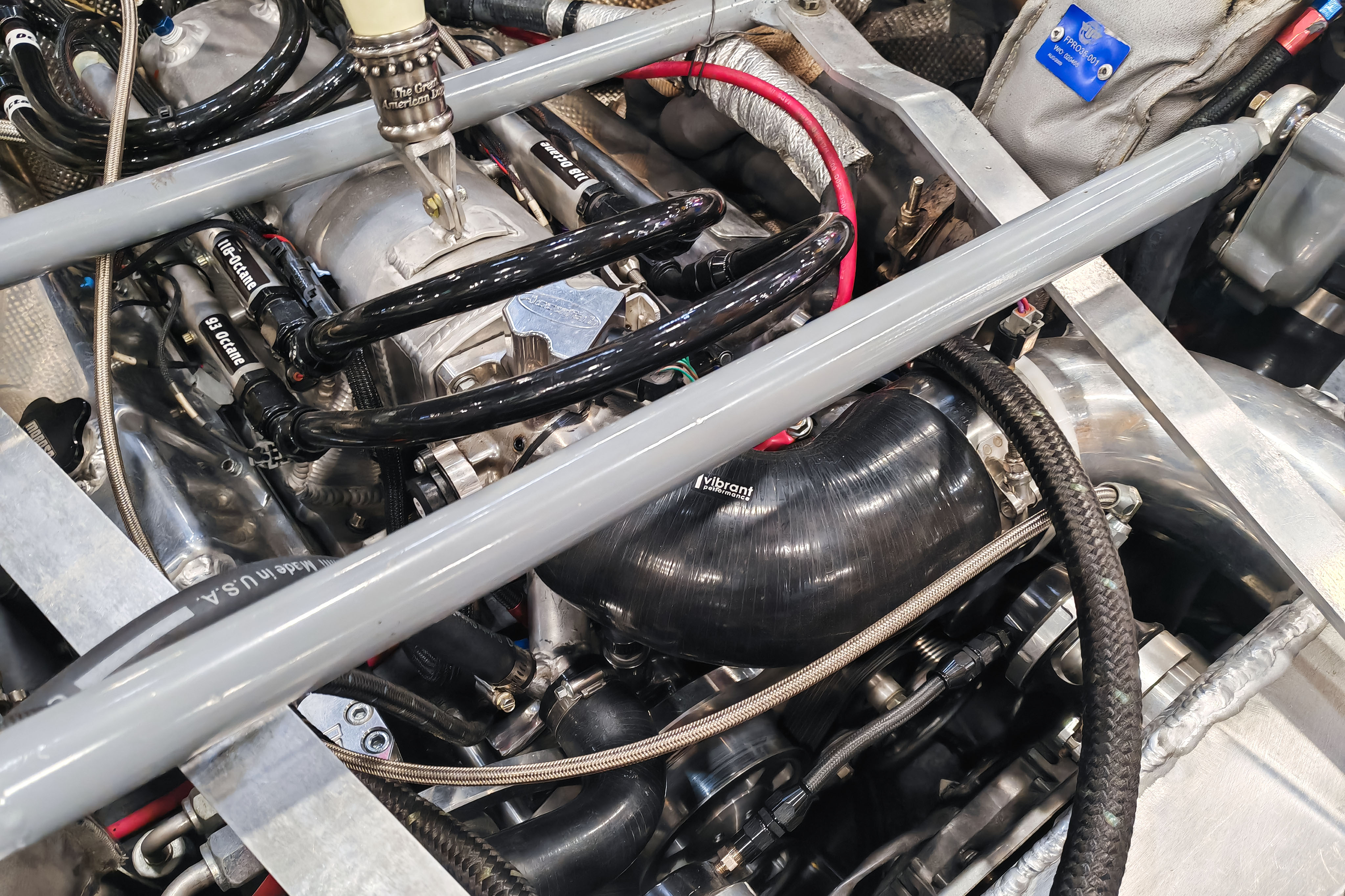 Discover Innovative Custom Silicone Hoses for Modified Vehicles 2