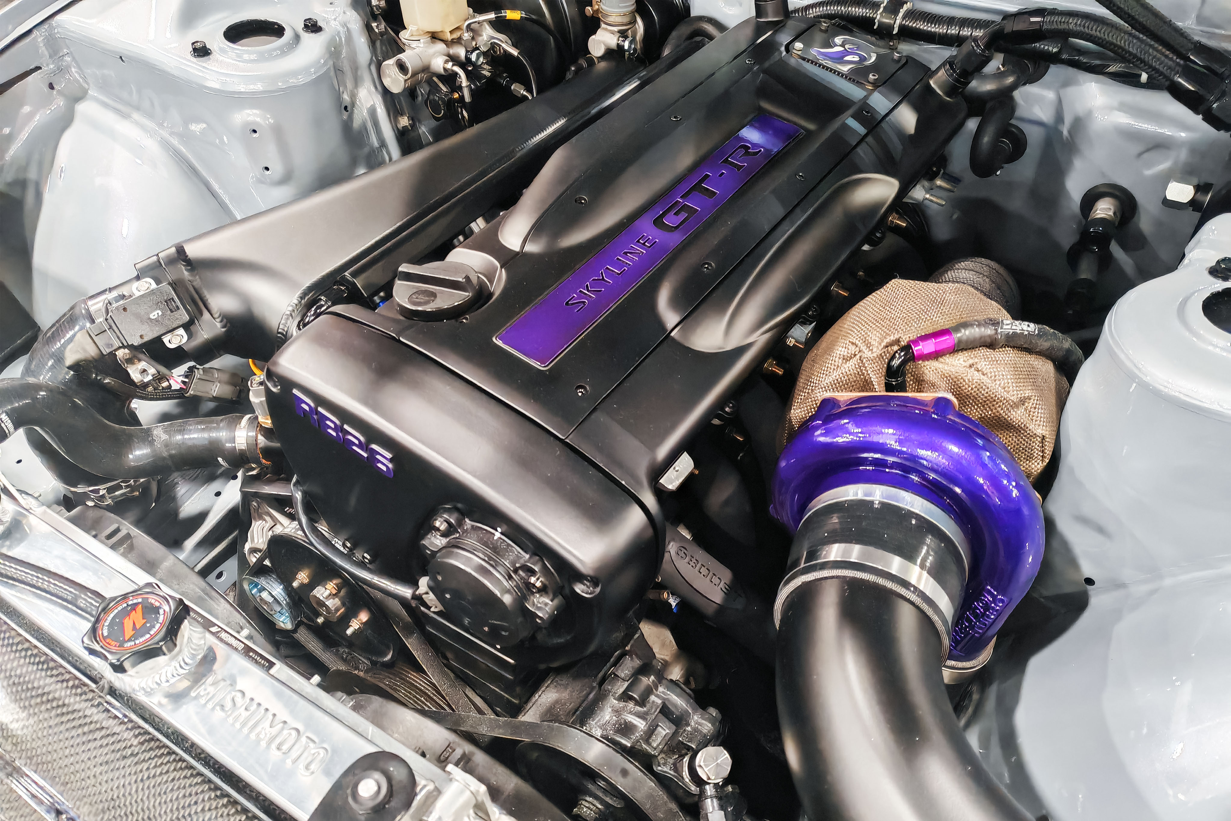 Discover Innovative Custom Silicone Hoses for Modified Vehicles 1