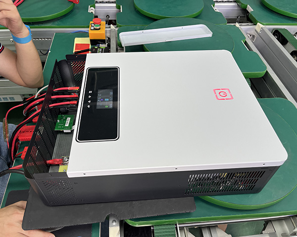 Foxtech Solar On Off Grid 7.2kw 8.2kw 10.2kw Pure Sine Wave Solar Inverter High Efficiency Hybrid Inverter for home 7