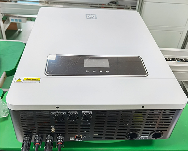 مصنعون ذوو جودة عالية لأجهزة تحويل الطاقة الشمسية، بما في ذلك أجهزة تحويل الطاقة الشمسية الكهروضوئية خارج الشبكة، وأجهزة التحويل الهجينة بقدرة 8.2 كيلوواط و10.2 كيلوواط لأنظمة الطاقة الشمسية. 4