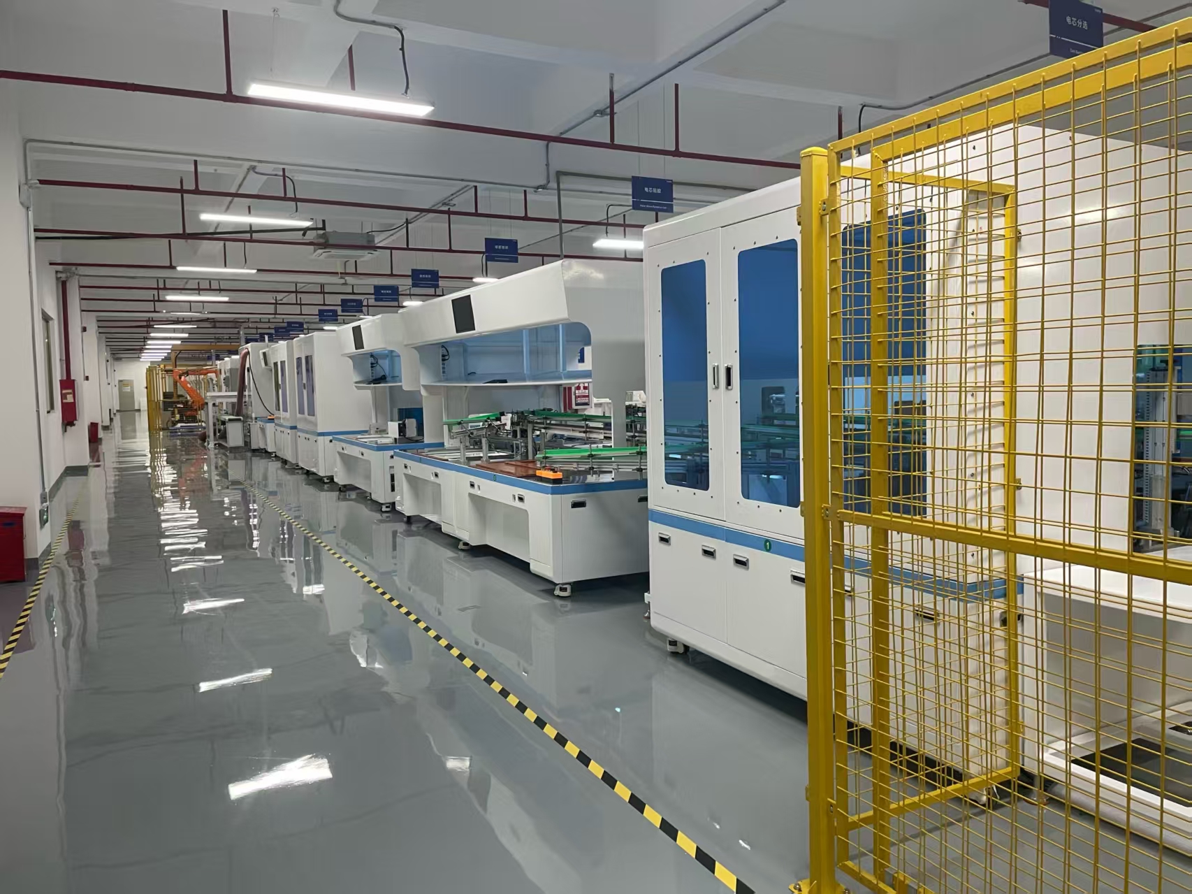 How Solar Batteries Enhance Energy Independence and Lower Utility Bills 2