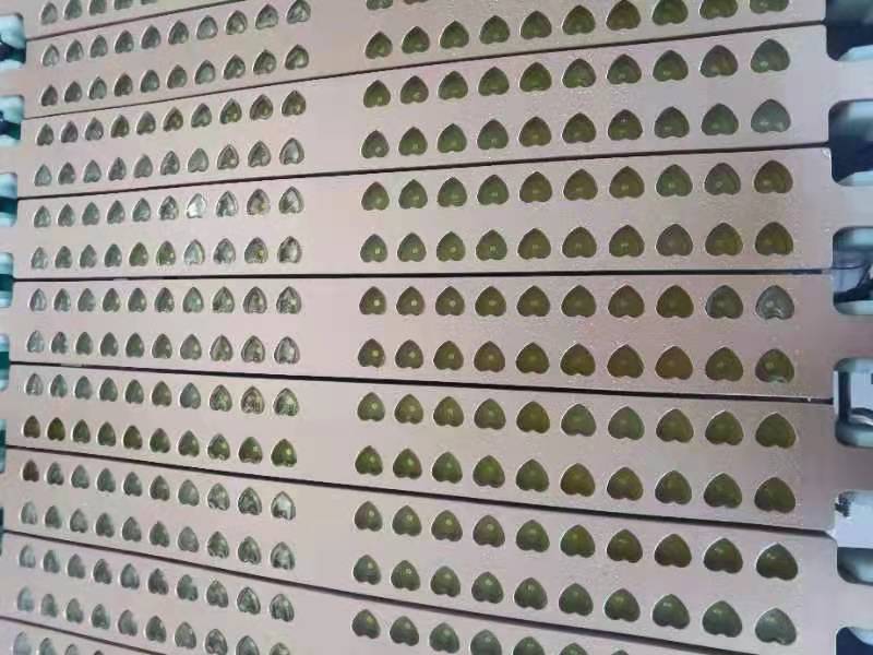 Heart Shape Gummy Candy Production Line GDQ300 11