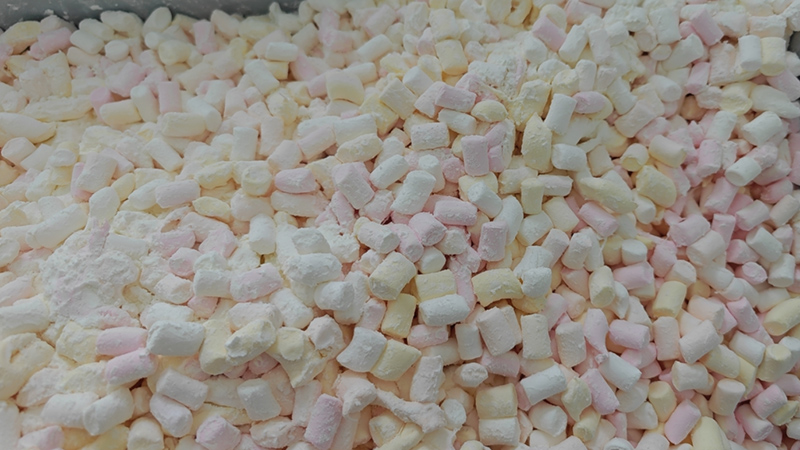 mini-multi layer extruded marshmallow product in customer factory 5