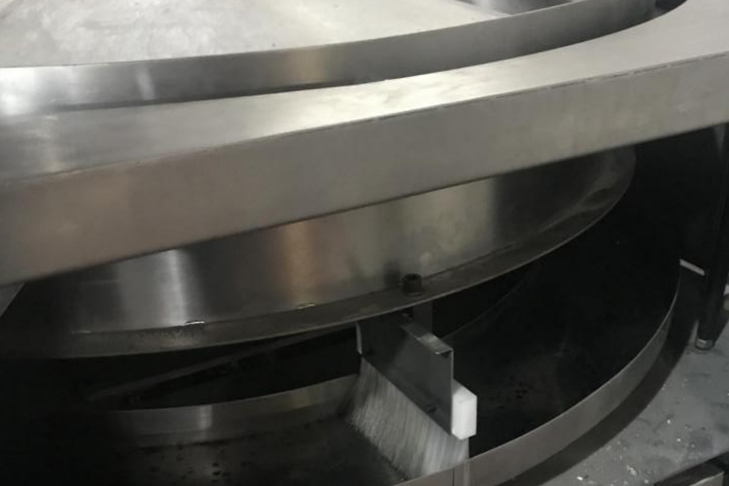 SW-300A Automatic Pillow Type Packing Machine 9