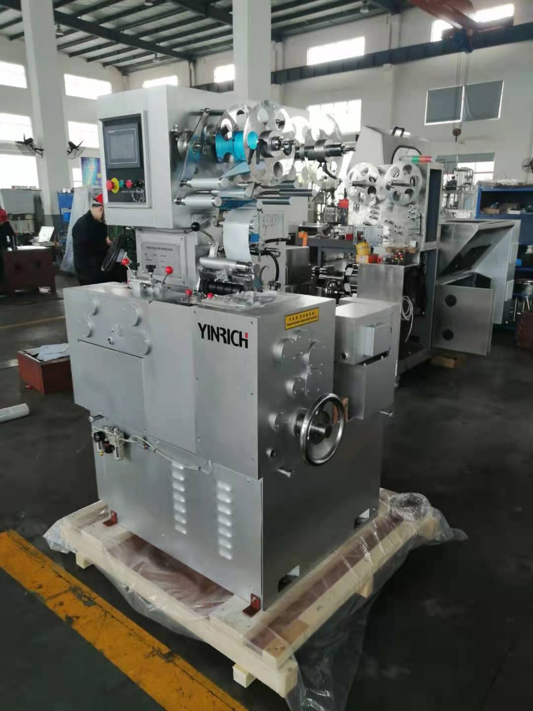Wholesale QNB500 Cutting and Double Twist Candy Packing Machine with good price - Yinrich Technology 2