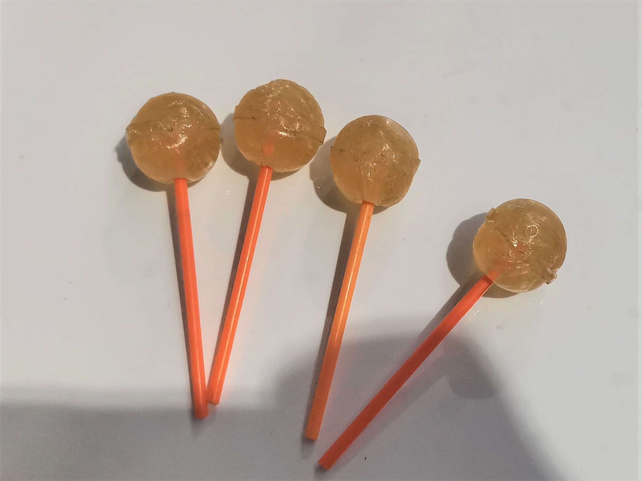 Línea de troquelado y embalaje automático de alta velocidad para piruletas DF500 (500 kg/h) 1