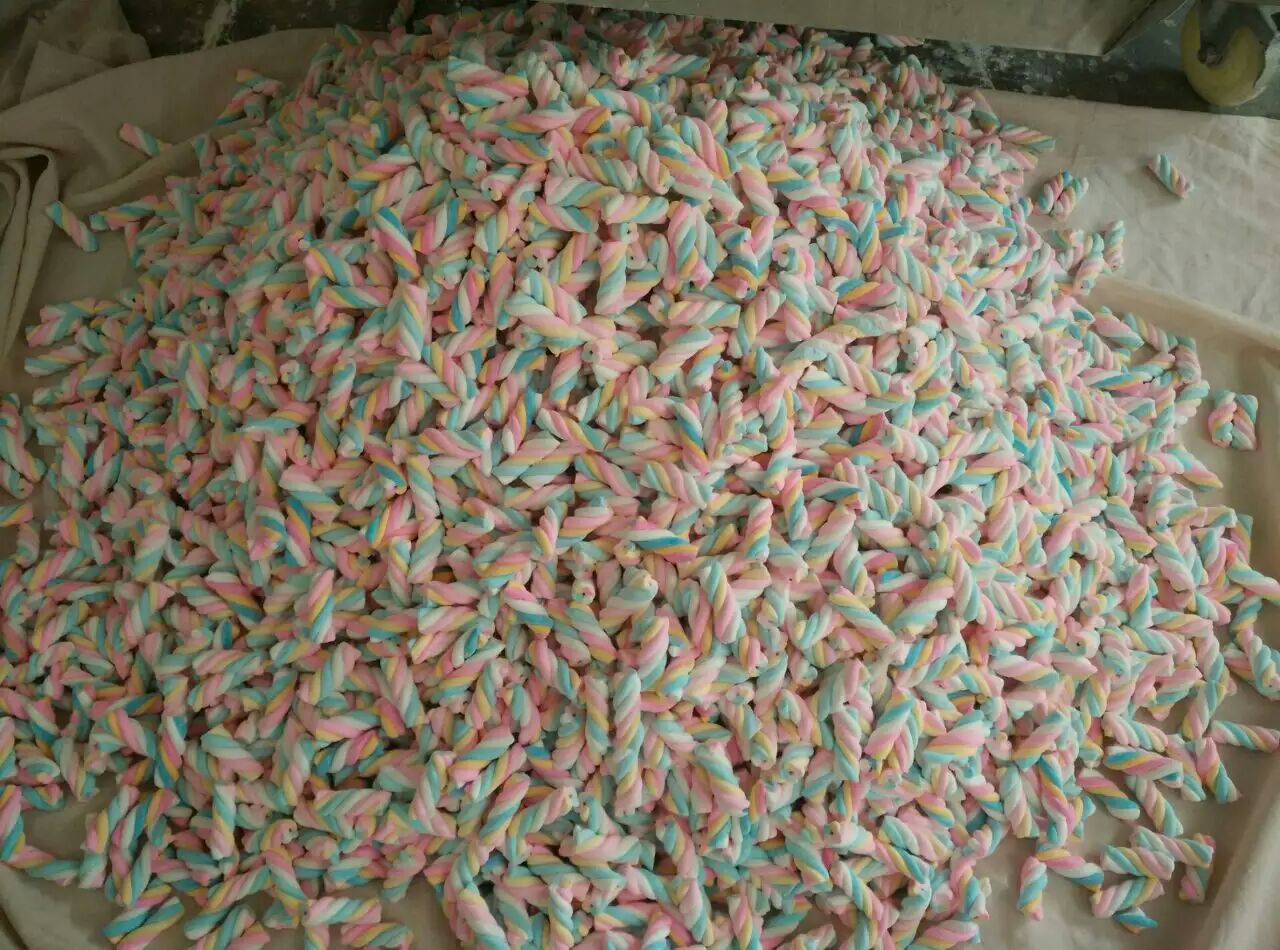 China EM50 (Two Color Bottle Shapes) Marshmallow Line Is in Testing manufacturers - Yinrich Technology 1