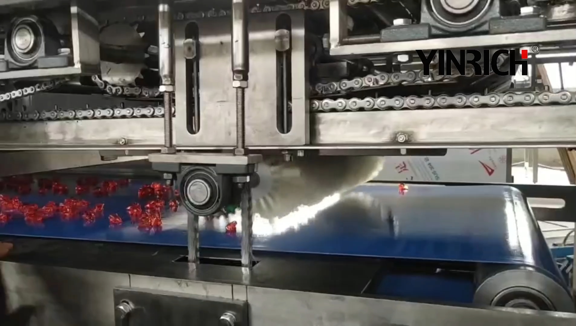 GDQ300 jelly candy production line with 3D mould 2