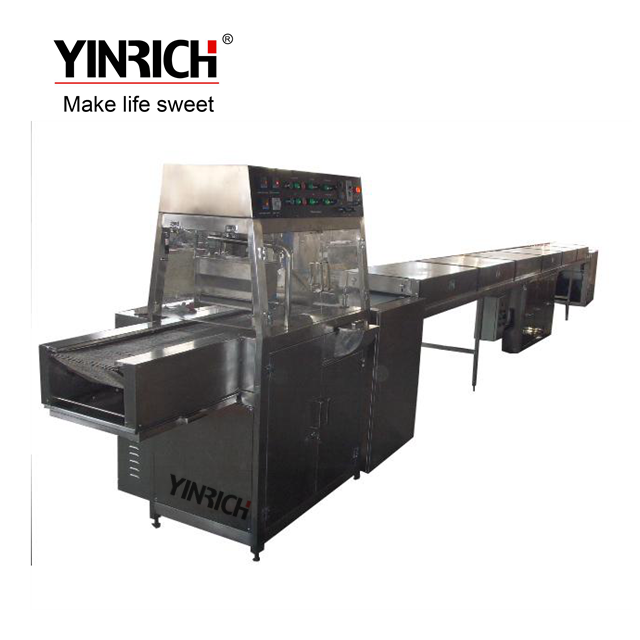 Chocolate enrobing machine 1