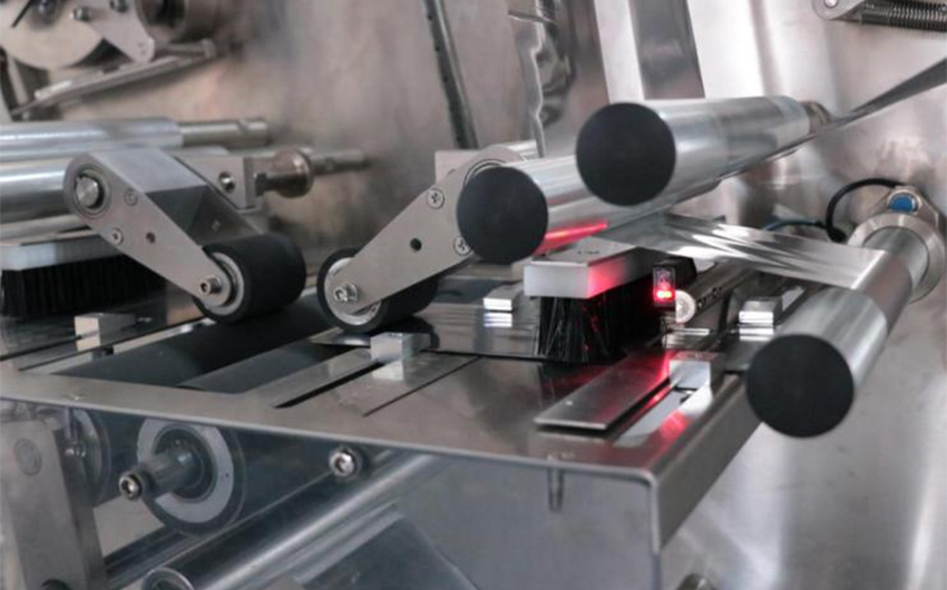 Automatic disc-feeding pillow type packing machine/marshmallow pillow type packing machine 5