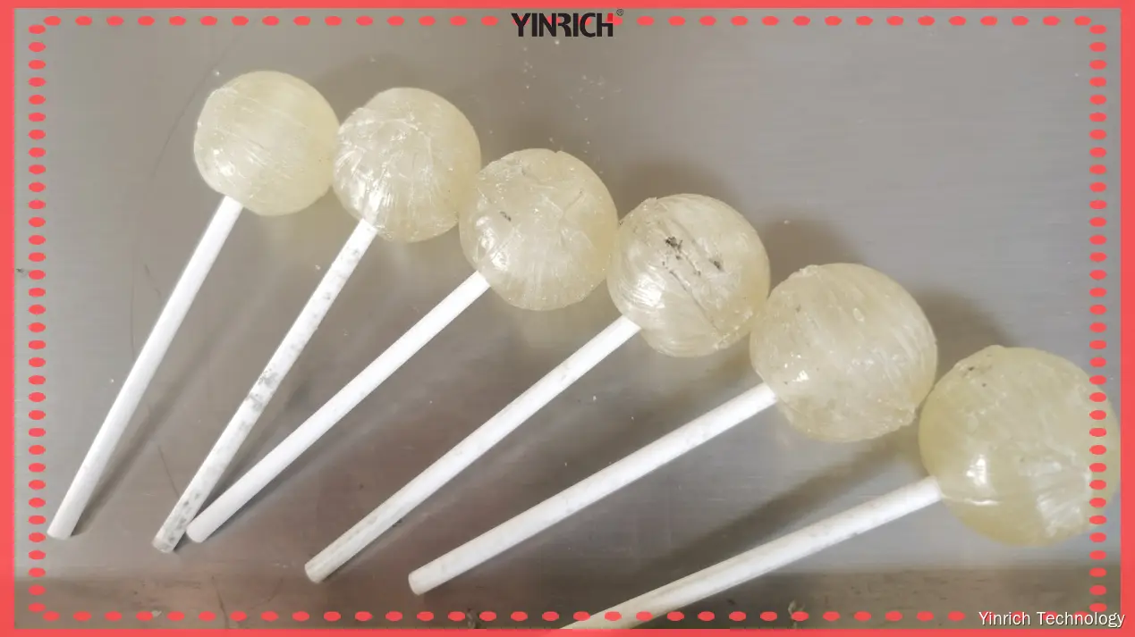 為烏幹達客戶訂製的DF200棒棒糖模壓成型生產線，產能200公斤/小時 1