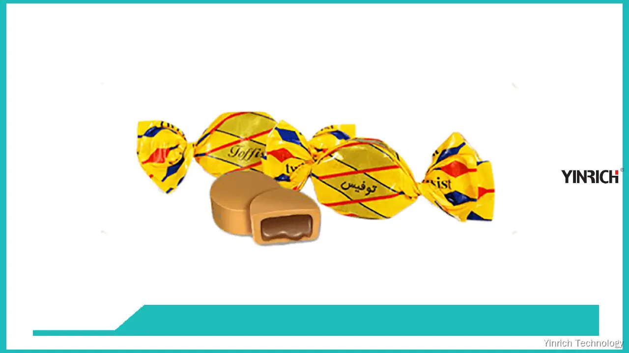 Malý stroj na ukladanie karamelu s plnením v strede 1