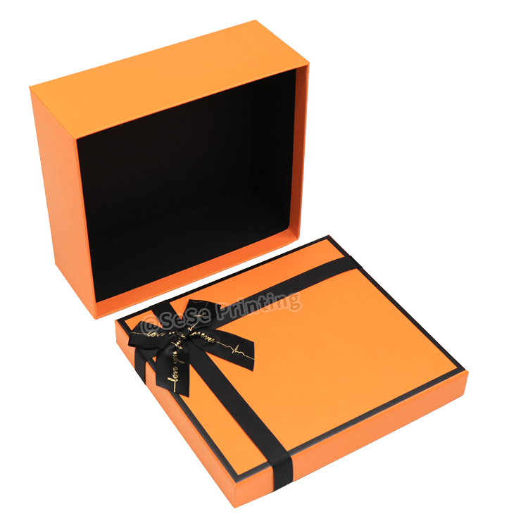 Printing your Logo onto Lid and  Bottom Gift Boxes 9