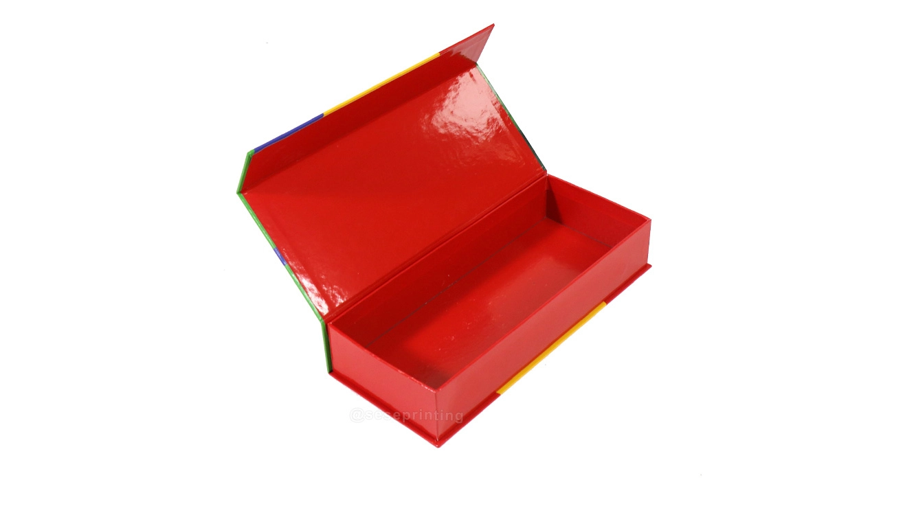 Custom Logo Rigid Cardboard Packaging Box Magnetic Closure Children Gift Box 1