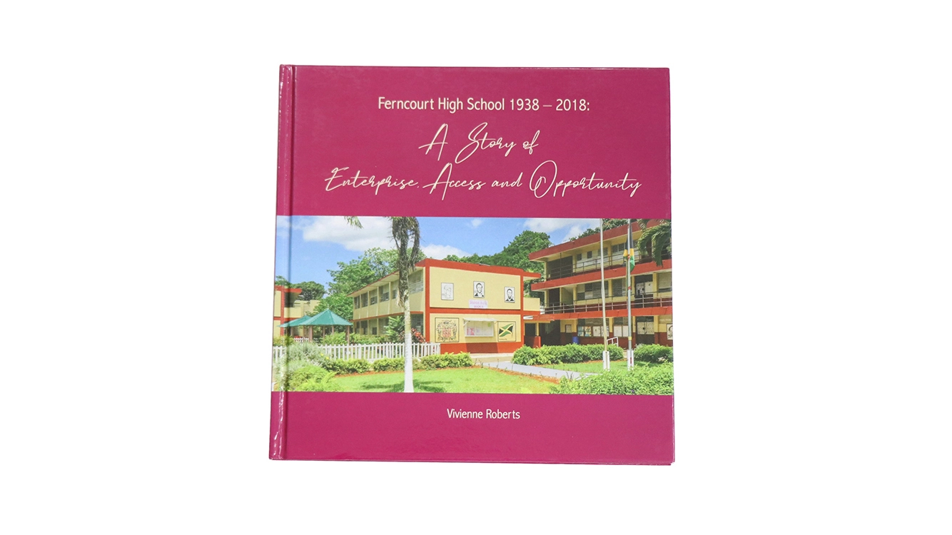 Full Color Cloth Cover Book Printing Custom Hardcover Book 1