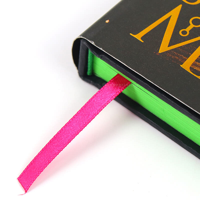 Exclusive Special Hardcover Book Printing Green Foil Cover Book 11