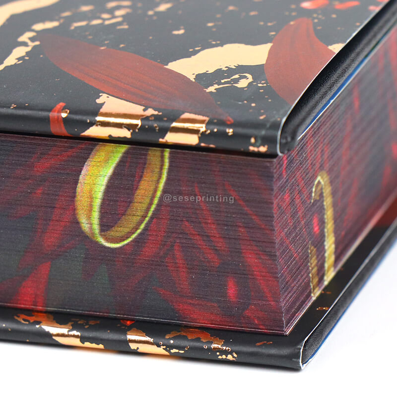 Luxury Foiled Hardcover Sprayed Edges Book Printing with Slipcase 10