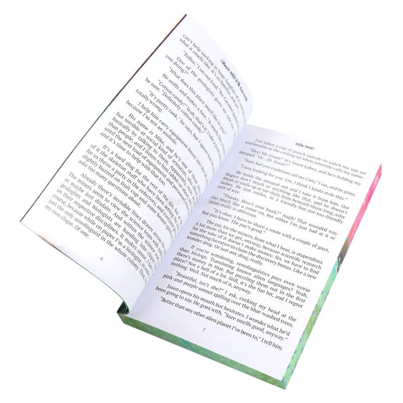 Paperback Books Printed with the Foil Cover and Sprayed Edges 7