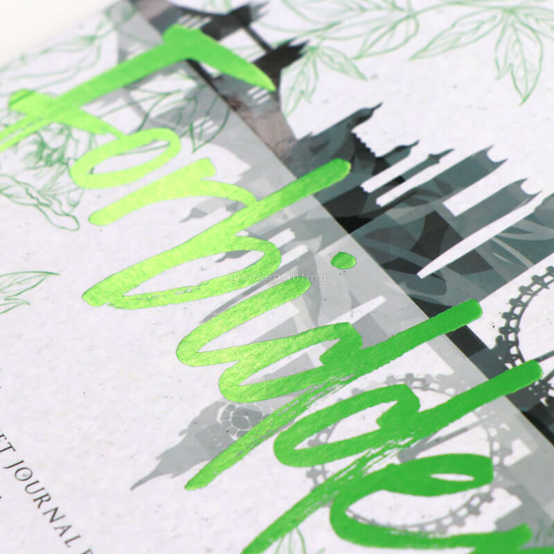 Printing Paperback Book with Green Foiled Edges and Foil on Cover 8