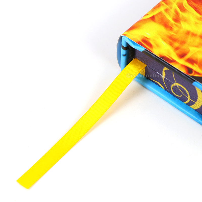 Foiled Hardcover Book Printing Luxurious Special Edition Book 11