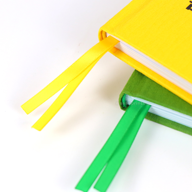 Custom Case Bound Textbook Printing Hardcover Books with Slipcase 10