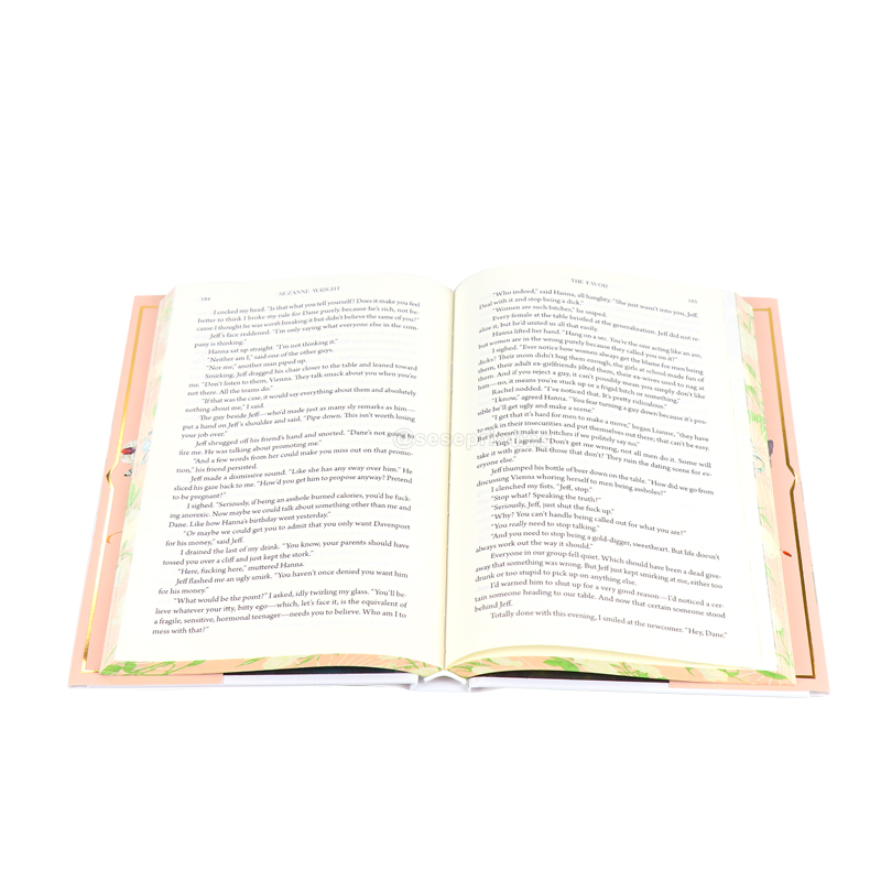 Printing Luxury Hardback Book with Foil Stamping and Sprayed Edges 7