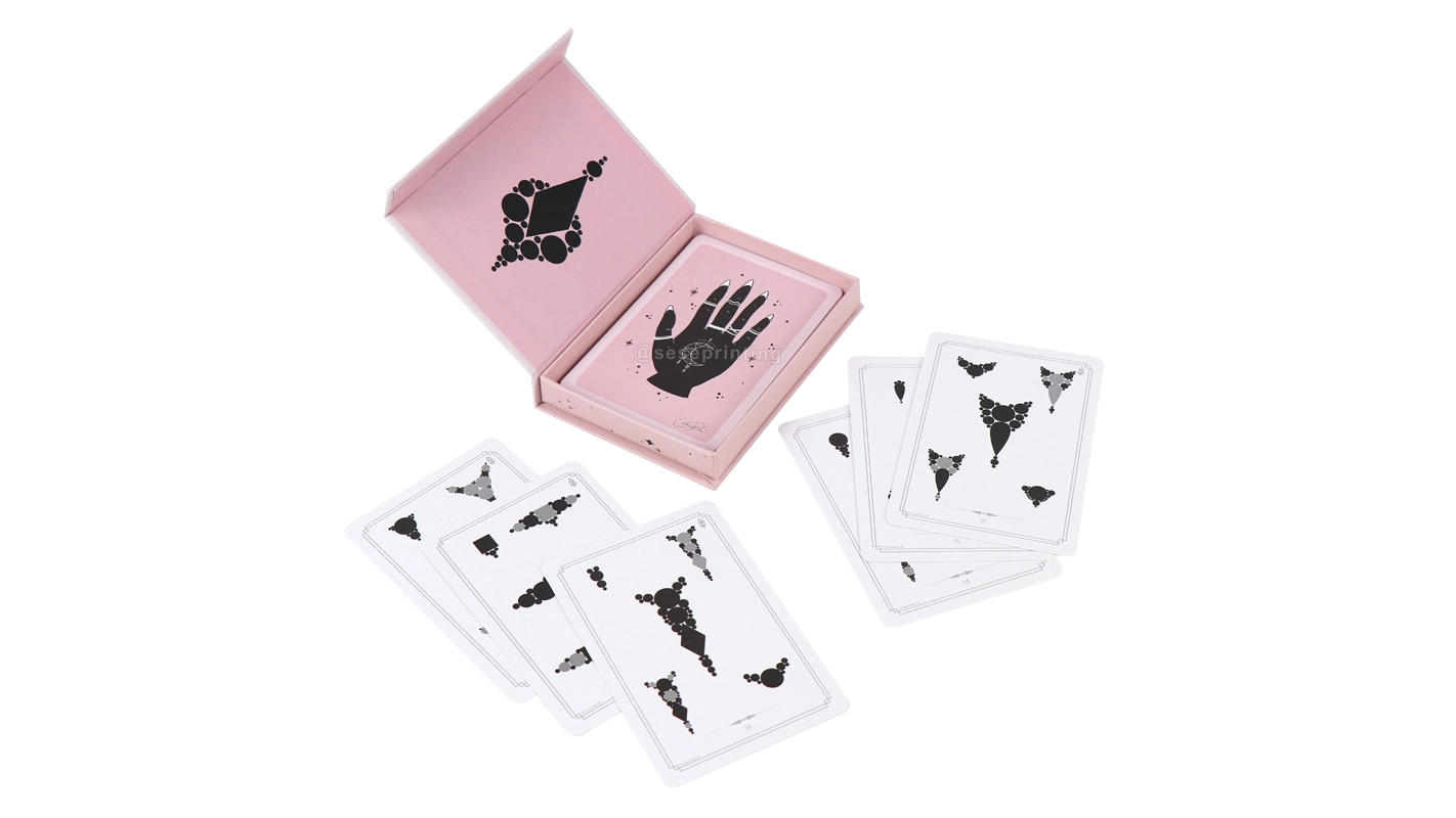 Hersteller personalisierter Spielkarten, Druck von Nagelkarten mit Box 1