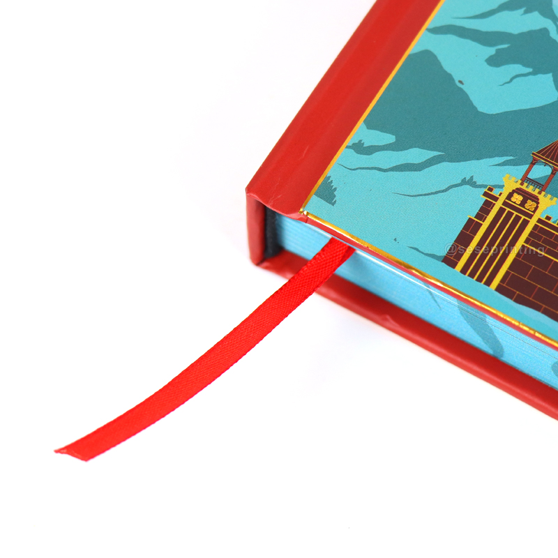 Create Hardcover Book Printing with Sprayed Edges and Foil Cover 10