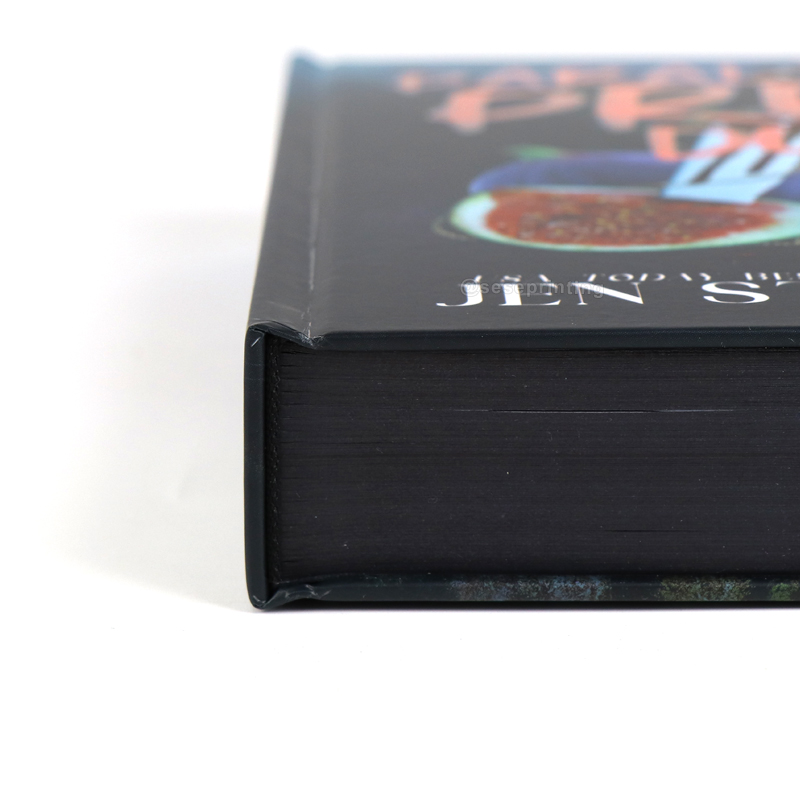 Romance Books Printing Spot UV on the Cover and Sprayed Edges 12