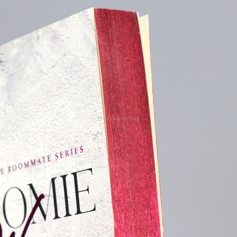 Veröffentlichung von Liebesromanen, Taschenbuchdruck mit Farbschnitt 10