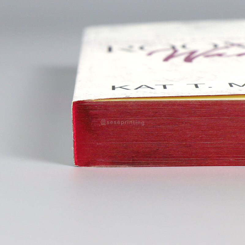 Veröffentlichung von Liebesromanen, Taschenbuchdruck mit Farbschnitt 11