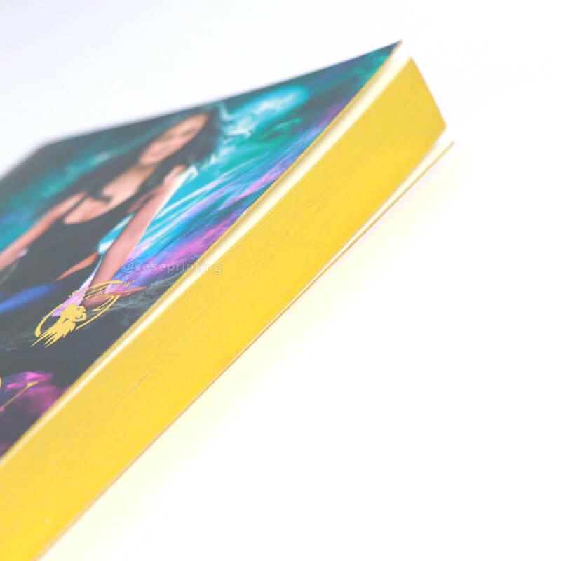 Luxury Special Edition Paperback Books Printing with Sprayed Edges 10