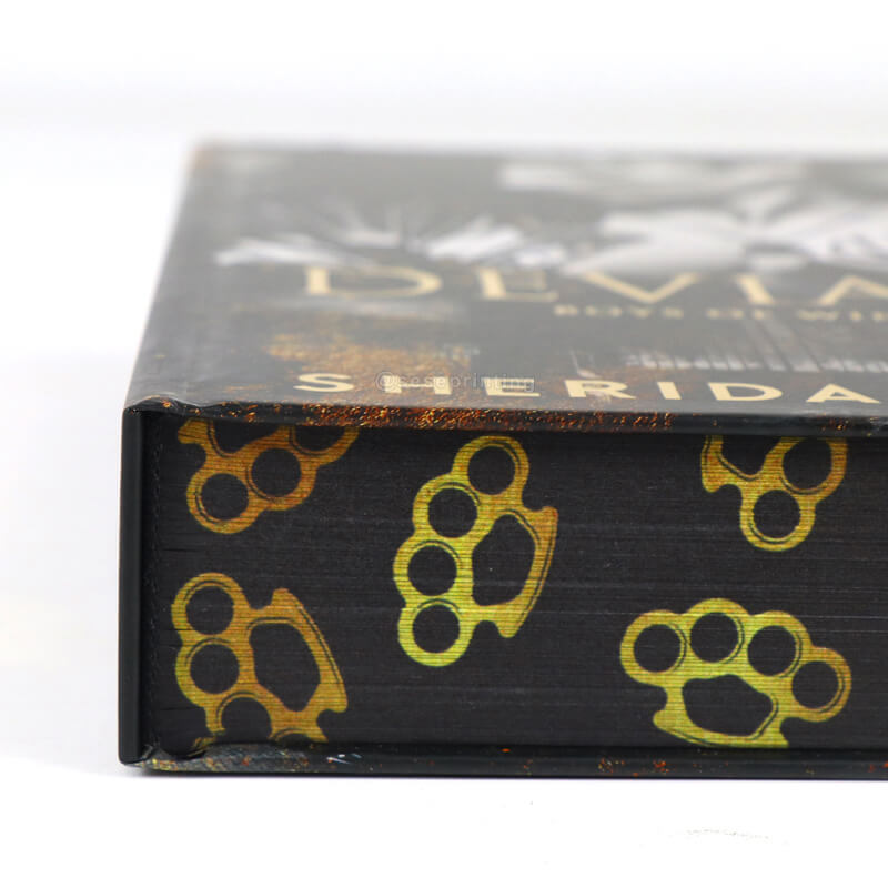 Foil Stamping Hardcover Fiction Book Printed with Sprayed Edges 11