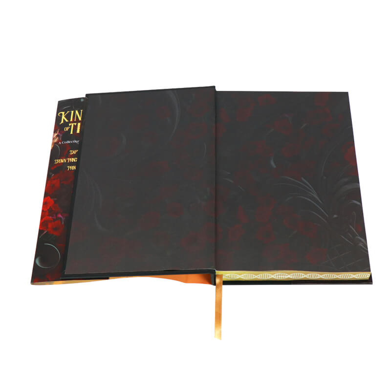 Hardcover Book with Sprayed Edges and Colour Illustration Pages 7