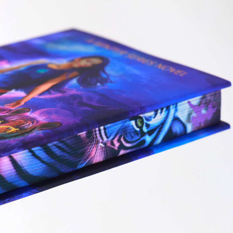 Foil Printed Hardcover Book with Sprayed Edges and Dust Jackets 11