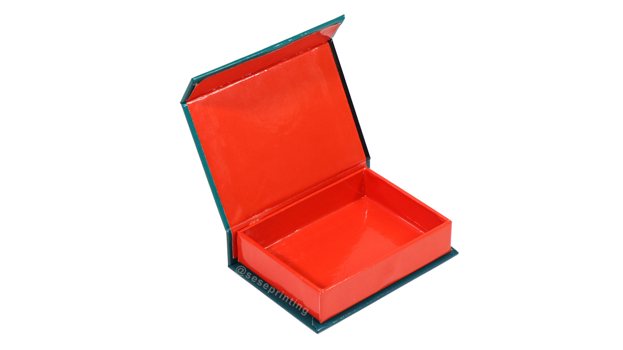 Custom Magnetic Lid Gift Boxes Print 1