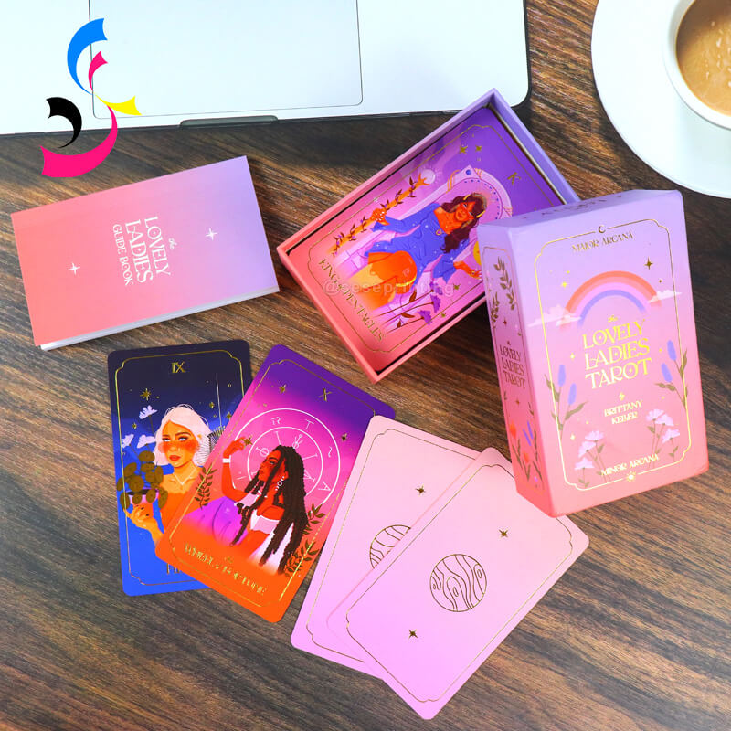 Oracle Cards vs Tarot Cards: Important Differences 2