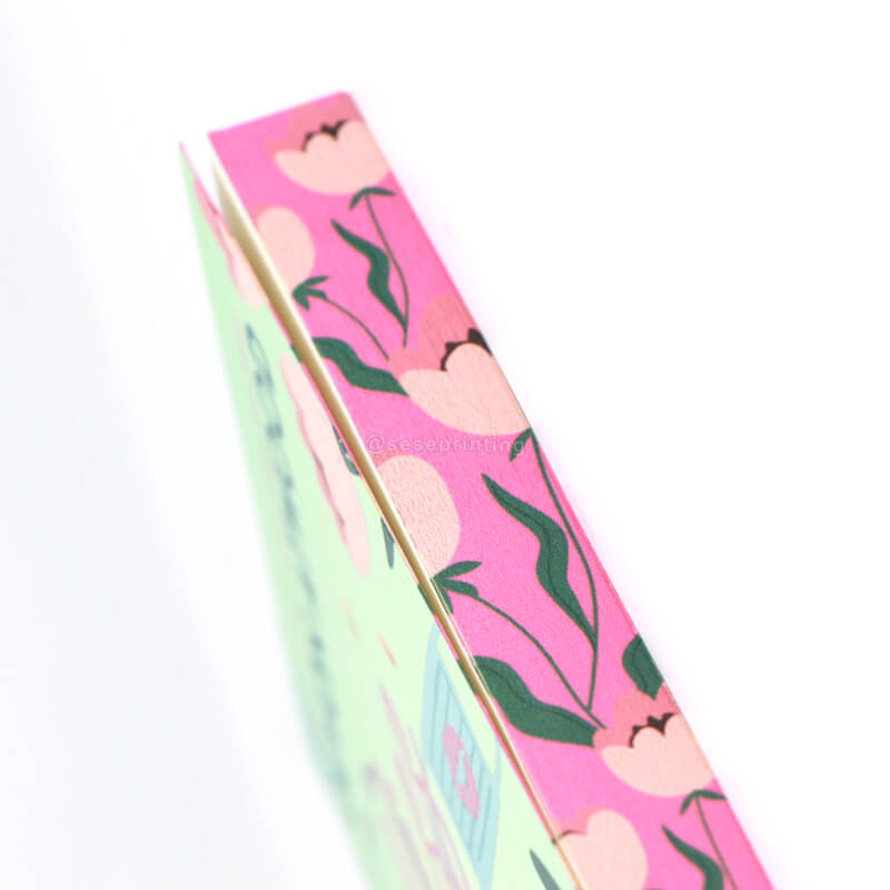 Publishing Paperback Book with Foiling on the Cover and Sprayed Edges 9