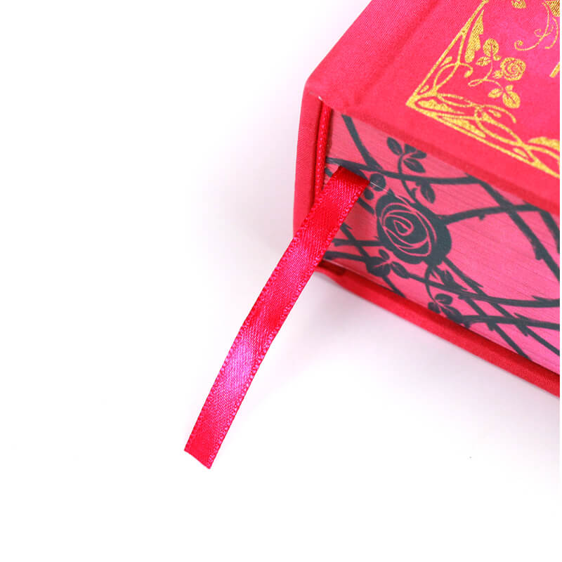 Hardback Book Printing with Gold Foil on Cover and Stenciled Edges 11