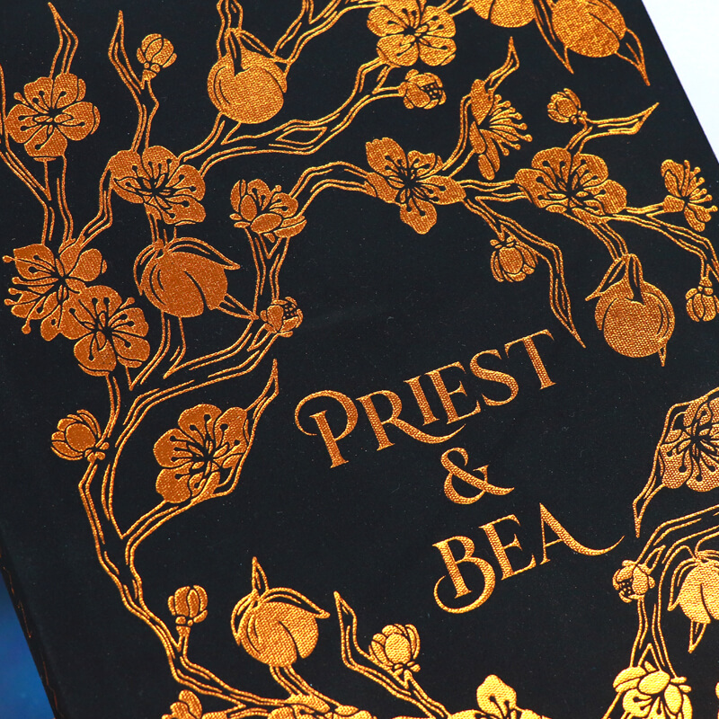 Hardback Book with Sprayed Edges, Foiled Dust Jackets and Foiled Endpapers 10