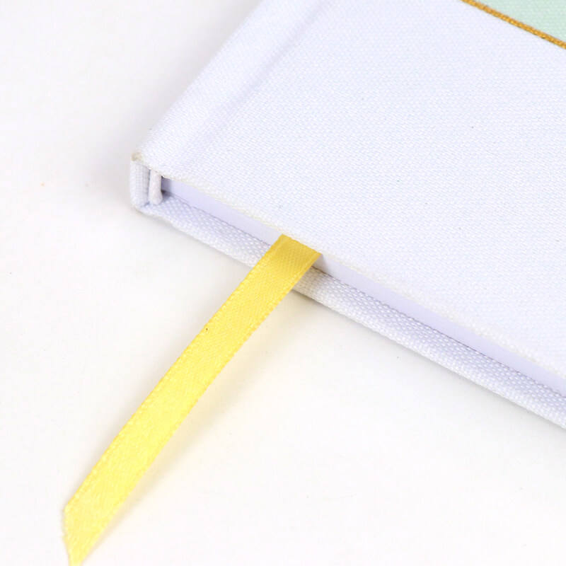 Custom Size Gold Stamping Journal Printing Hardcover Wedding Guest Book 9