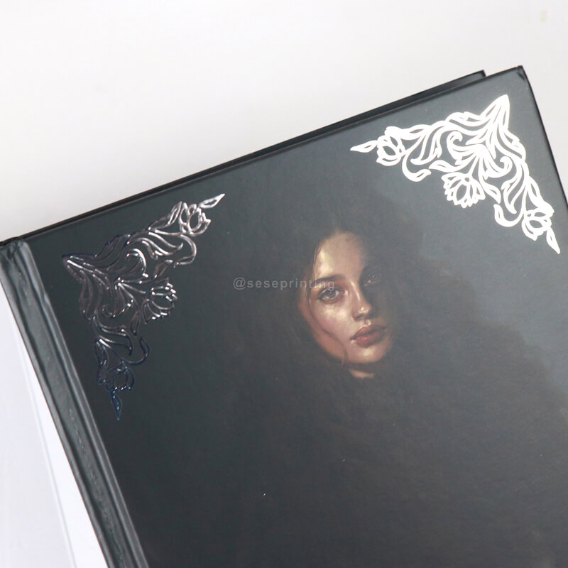 Hardcover Book with Image Sprayed Edges, Printed Dust Jackets and Foiled Covers 9