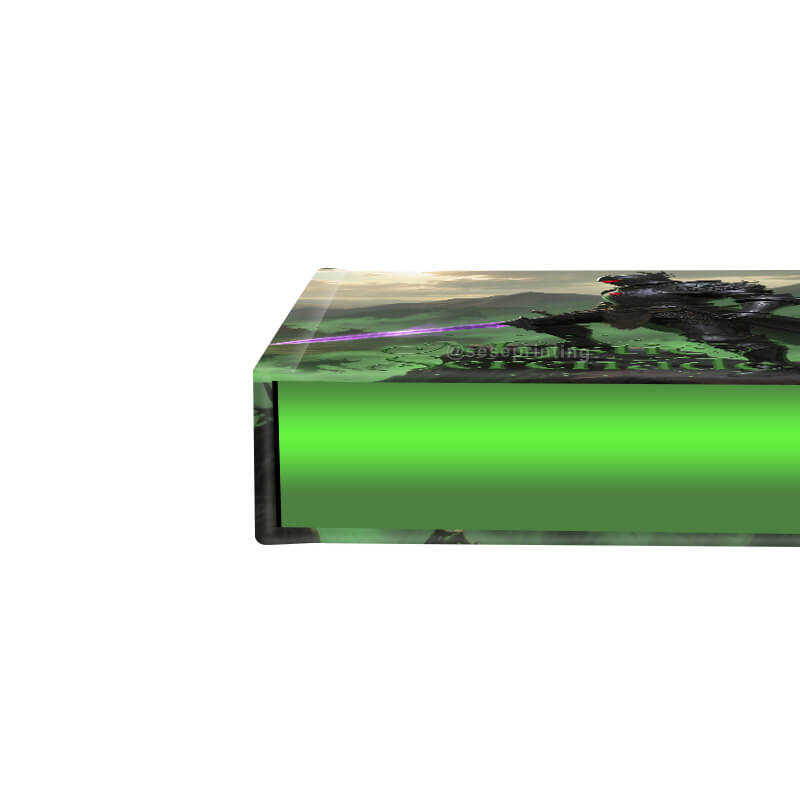 Gebundenes Buch mit Folienprägung auf dem Einband und farbig lackierten Schnittkanten 10