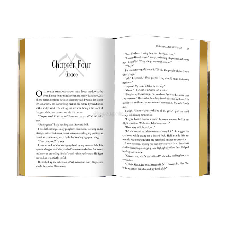 Publishing Gold Foil Hardcover Novel Printing with Sprayed Edges 7