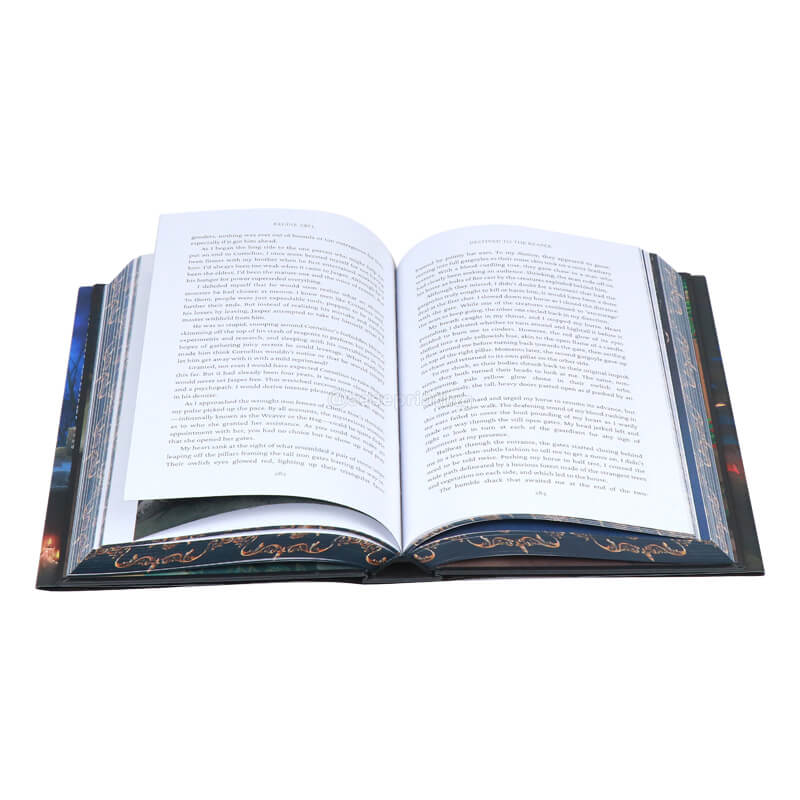 Hardcover Binding Books with Embossing on the Cover and Sprayed Edges 9