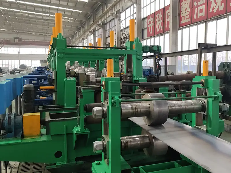 HGF250 Square pipe production line no need change roller 1