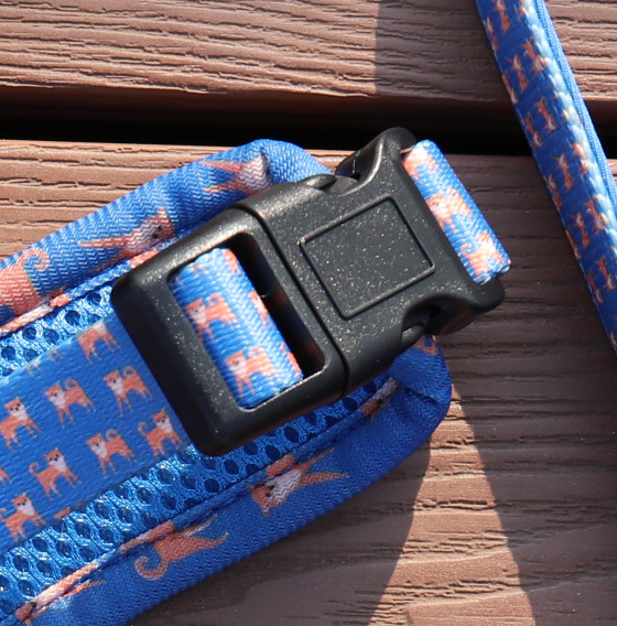 OKEYPETS Ensemble harnais et laisse de luxe personnalisé pour chiot, avec sac à déjections canines ajustable, bandana et néoprène respirant. 15