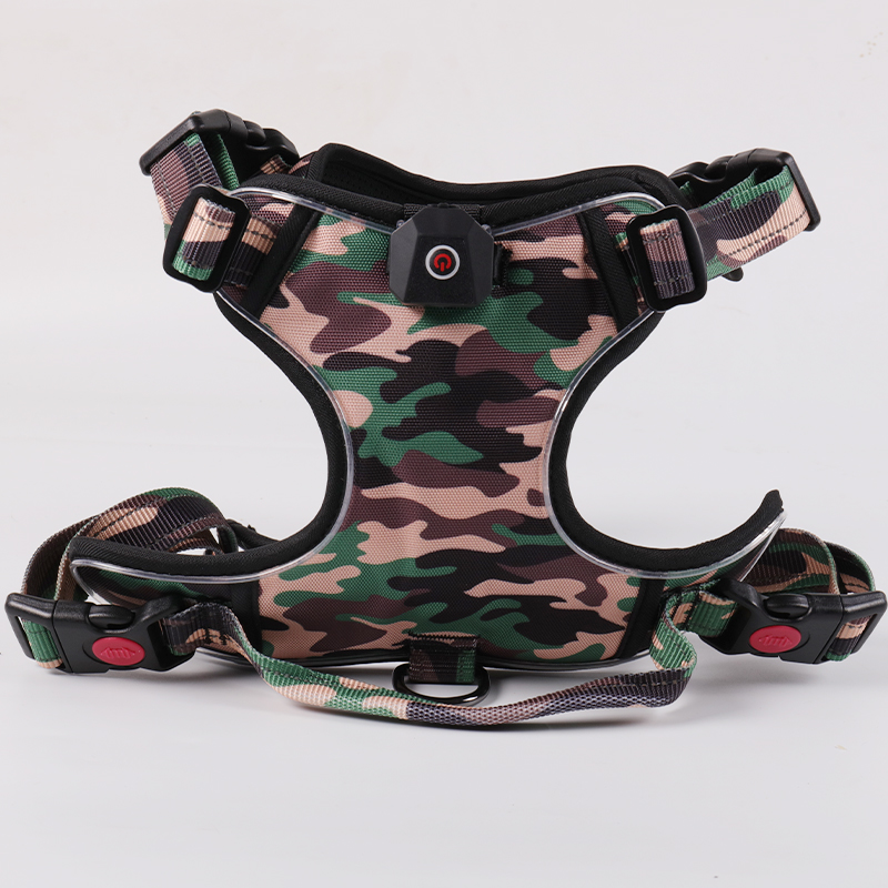 OKEYPETS, vente en gros de harnais pour chien rechargeable USB, sécurité pour animaux de compagnie, anti-traction, harnais LED pour chiens de taille moyenne. 15