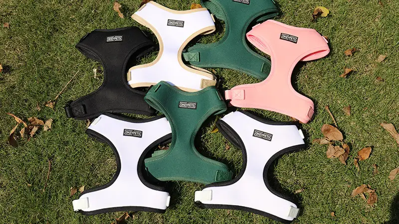 Harnais pour animaux de compagnie OKEYPETS en néoprène, couleur unie, avec rembourrage 1