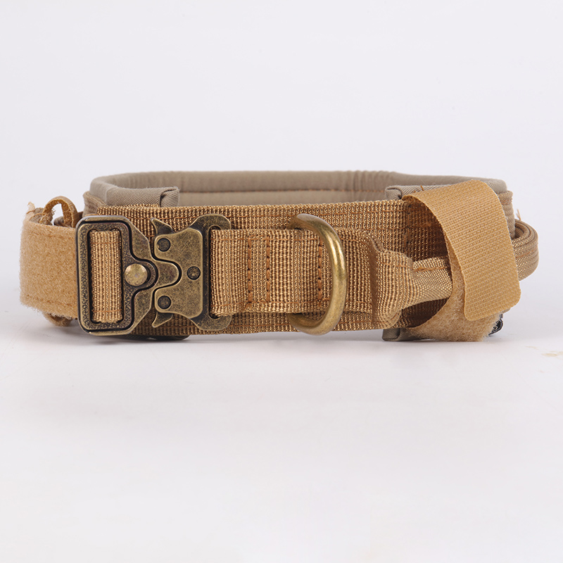 Collier tactique pour chien, collier militaire réglable en nylon avec laisse, poignée et boucle métallique robuste 12